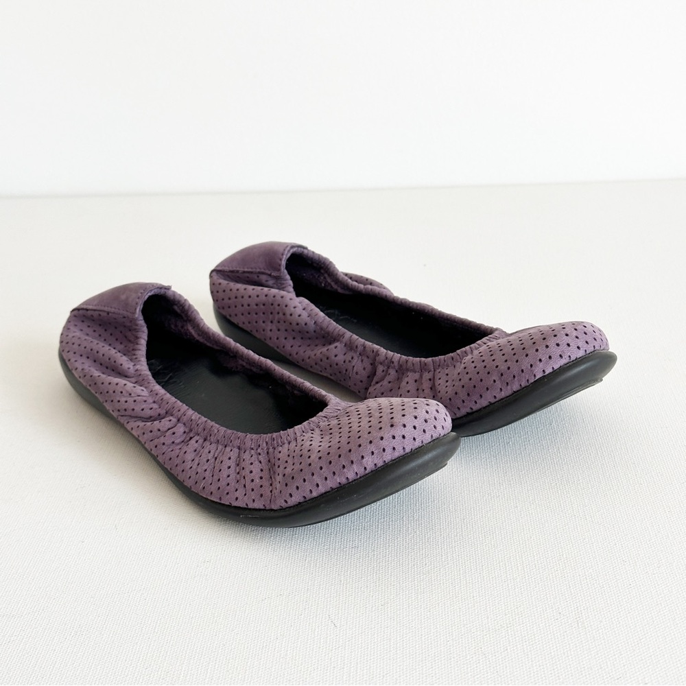 The Flexx Ballet Flats Purple Perforrated Leather Size 6 1/2 Women's